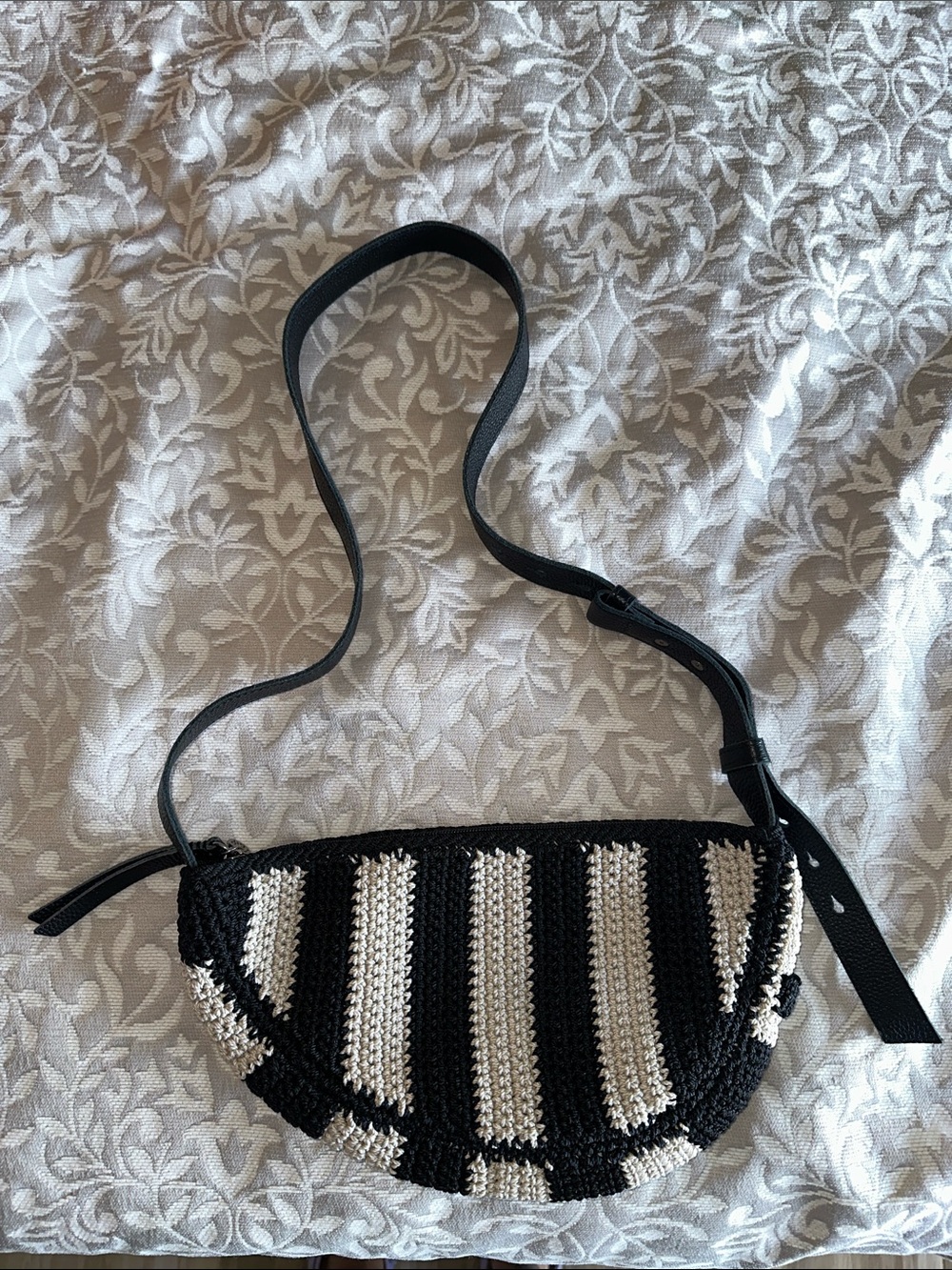 The Sak Tess Sling